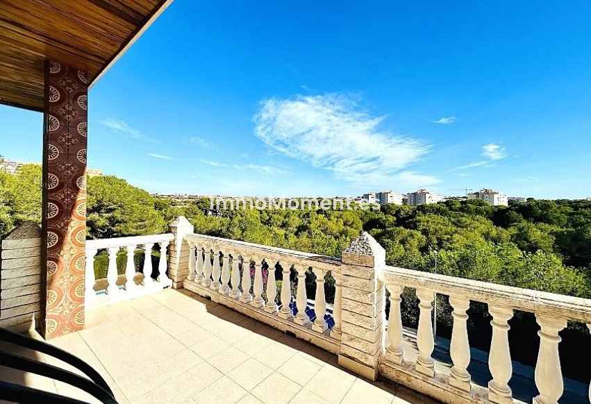 Resale - Detached villa - Orihuela Costa - Dehesa de campoamor