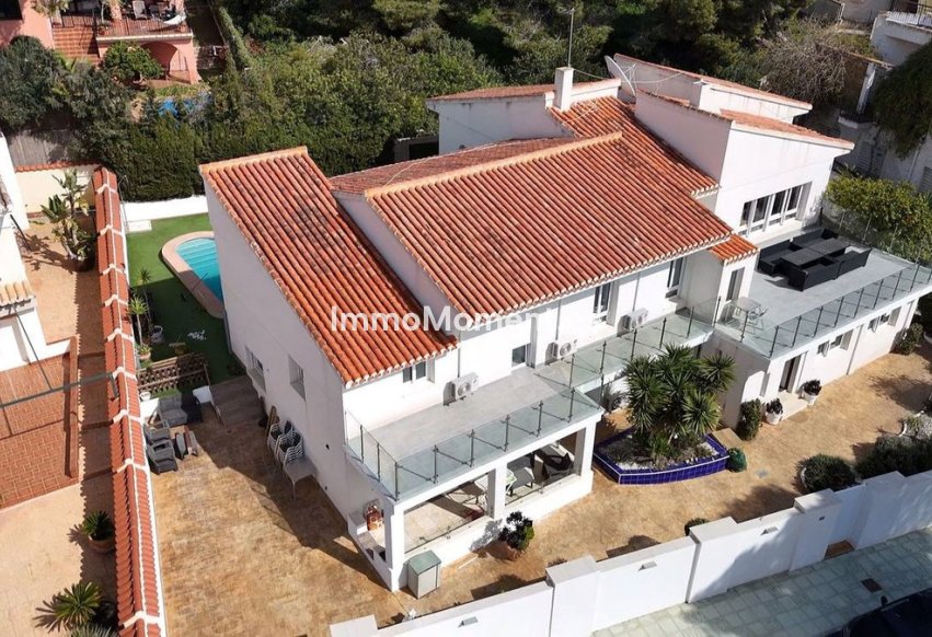 Resale - Detached villa - Orihuela Costa - Dehesa de campoamor