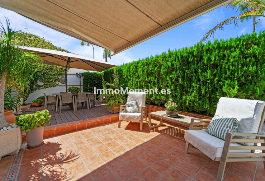 Resale - Detached villa - Orihuela Costa - Los Dolses
