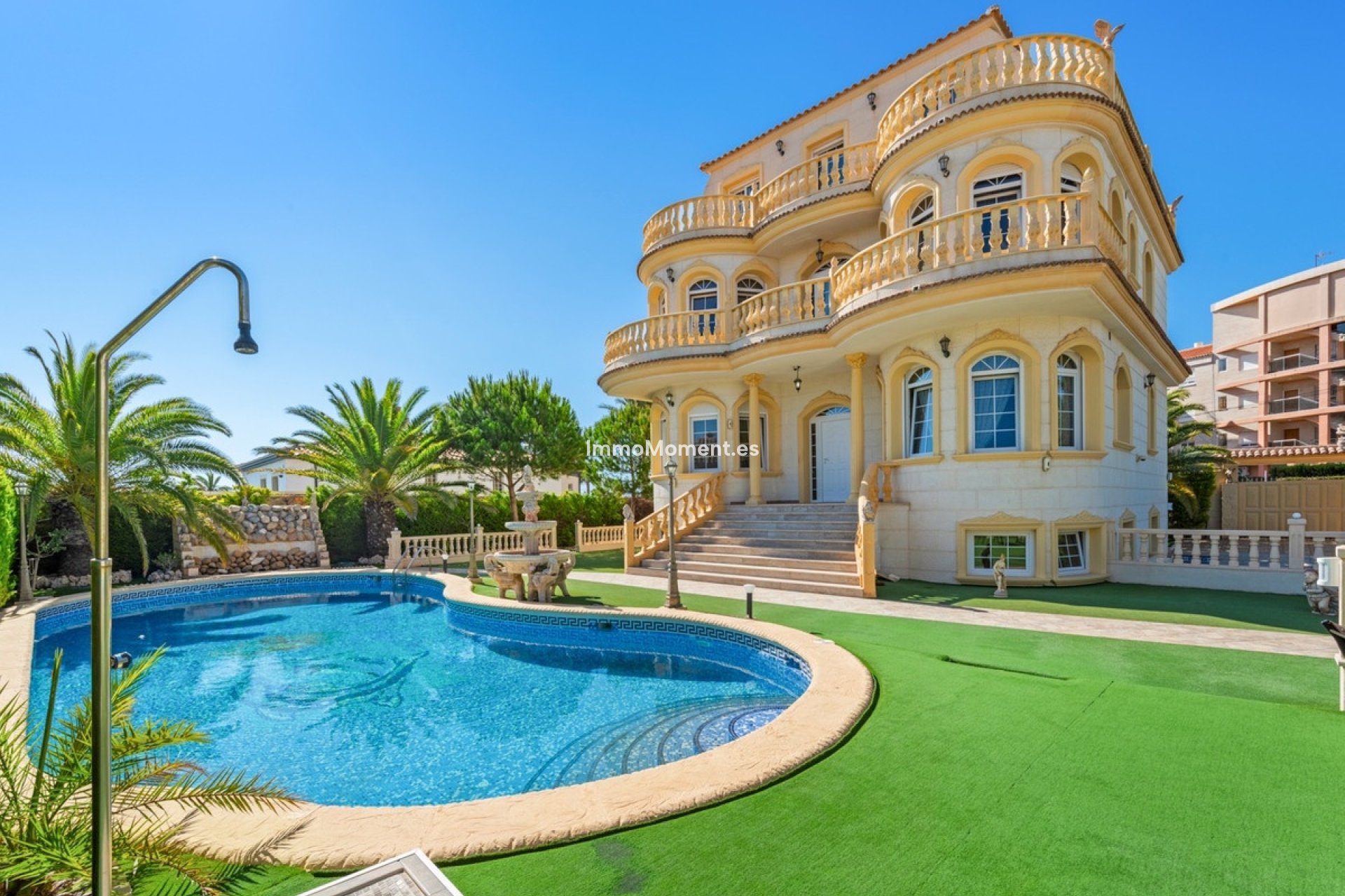 Resale - Detached villa - Orihuela Costa - Playa Flamenca