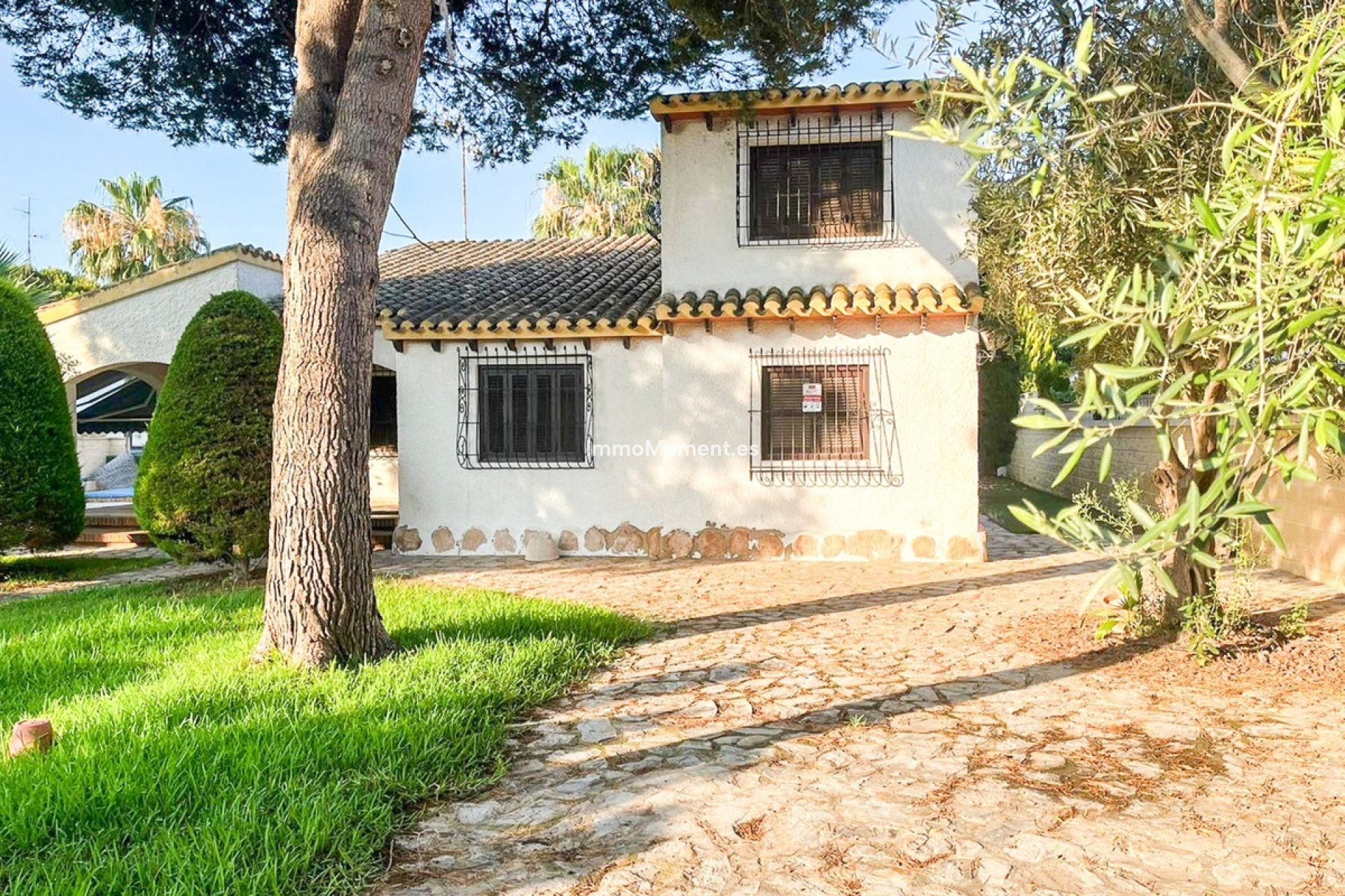 Resale - Detached villa - Orihuela Costa - Punta Prima