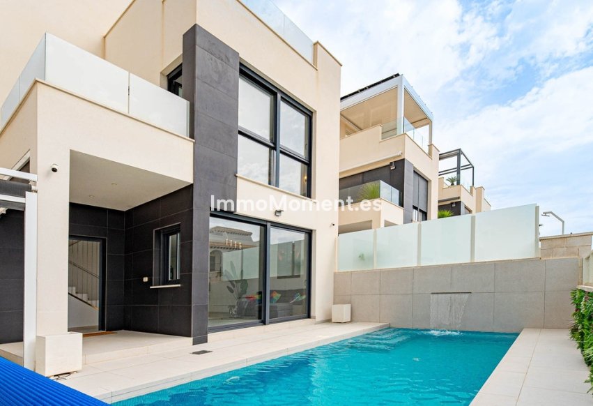 Resale - Detached villa - Orihuela Costa - Punta Prima