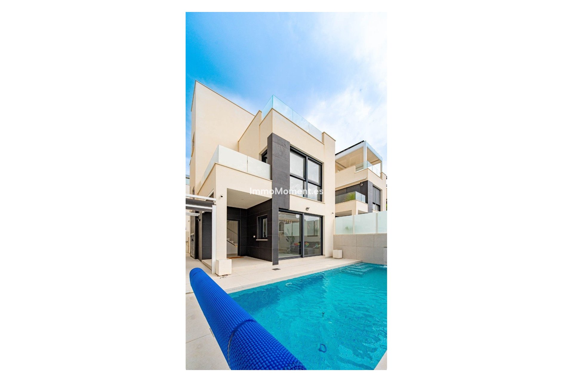 Resale - Detached villa - Orihuela Costa - Punta Prima