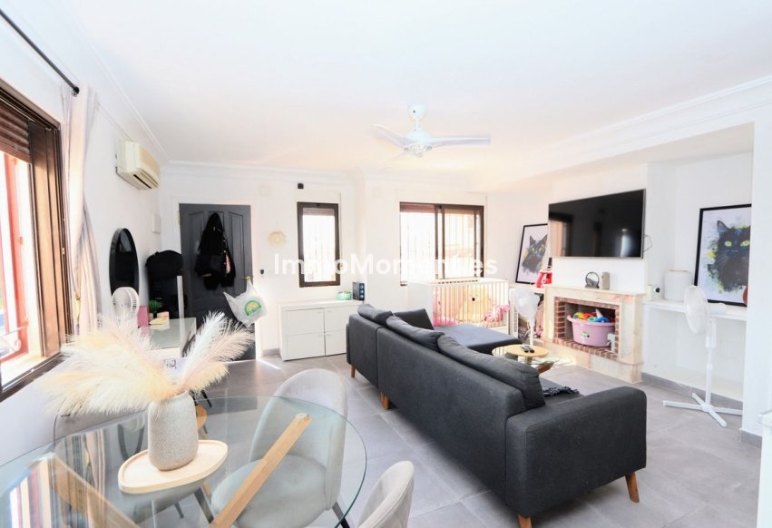 Resale - Detached villa - Orihuela Costa - Villamartín
