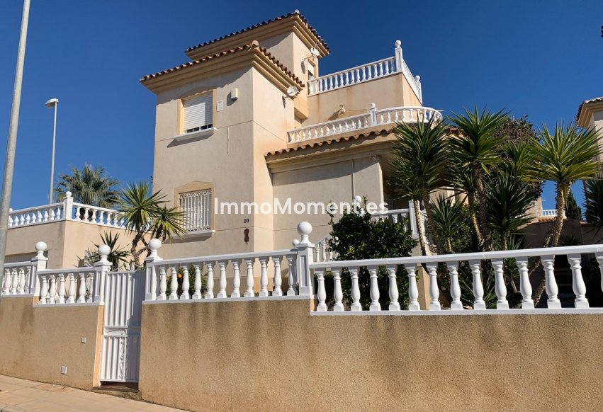 Resale - Detached villa - Orihuela Costa - Villamartín