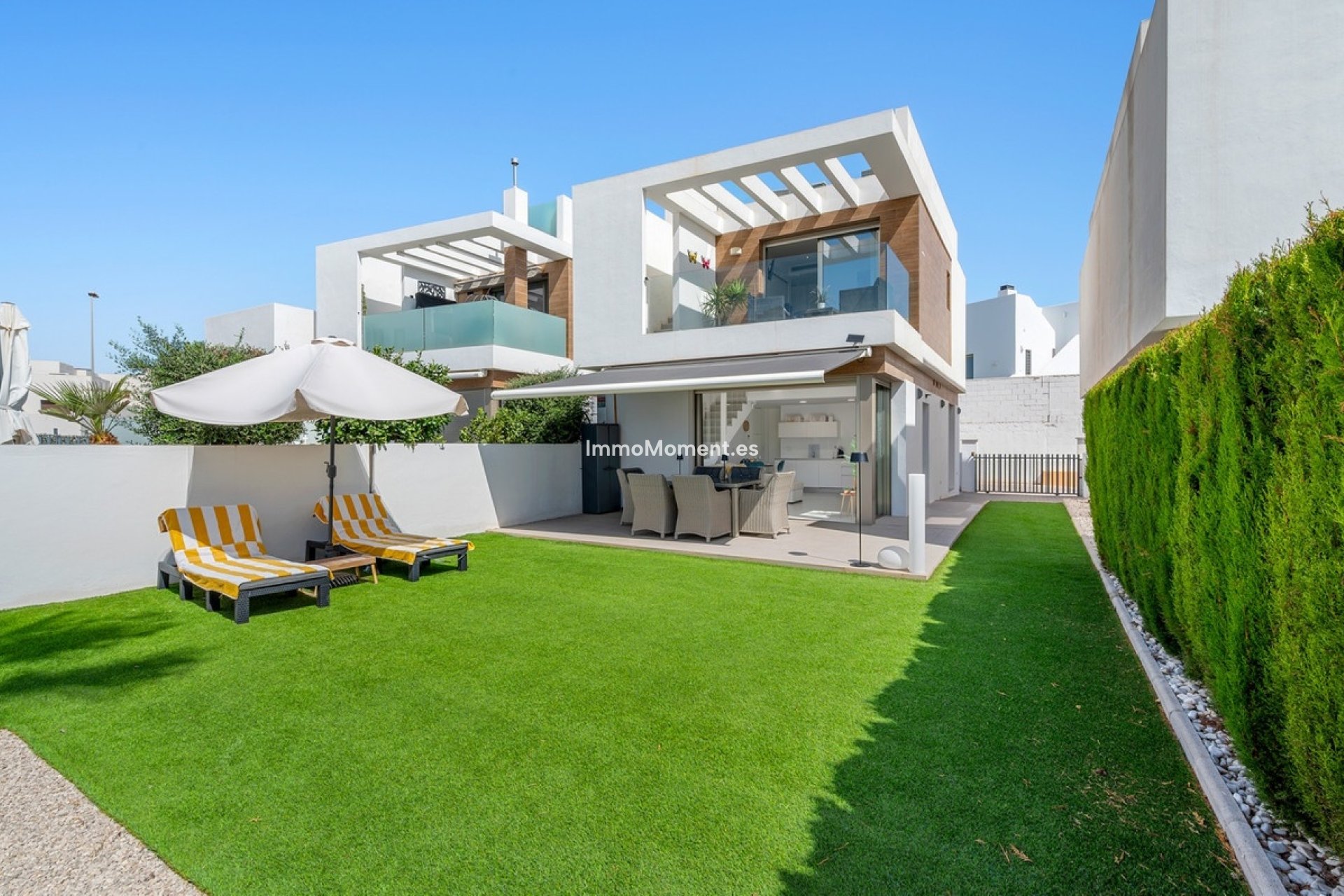 Resale - Detached villa - Orihuela Costa - Villamartín