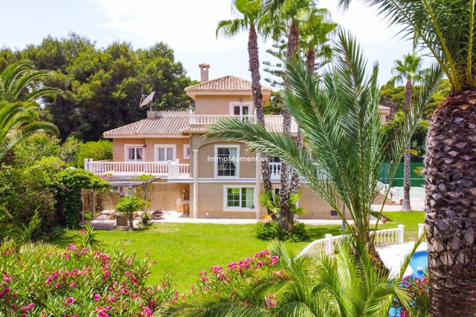 Resale - Detached villa - Orihuela Costa - Villamartín