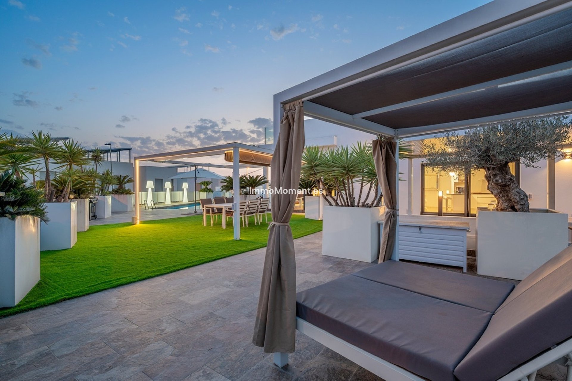 Resale - Detached villa - Orihuela Costa - Villamartín