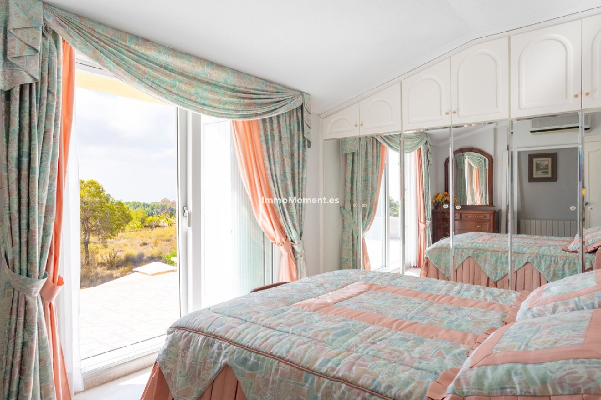 Resale - Detached villa - Orihuela Costa - Villamartín