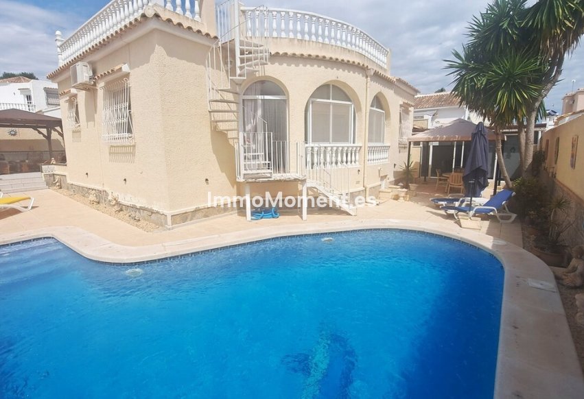 Resale - Detached villa - Orihuela Costa - Villamartín