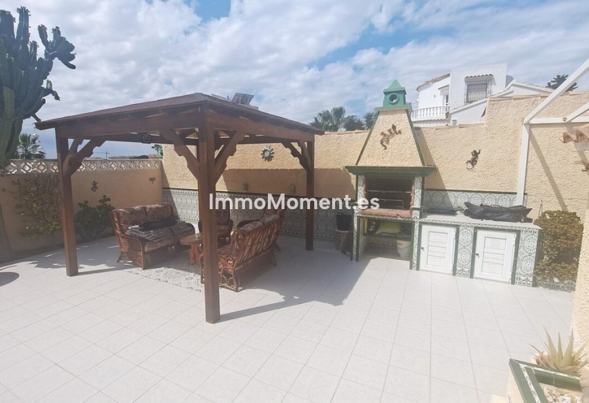 Resale - Detached villa - Orihuela Costa - Villamartín