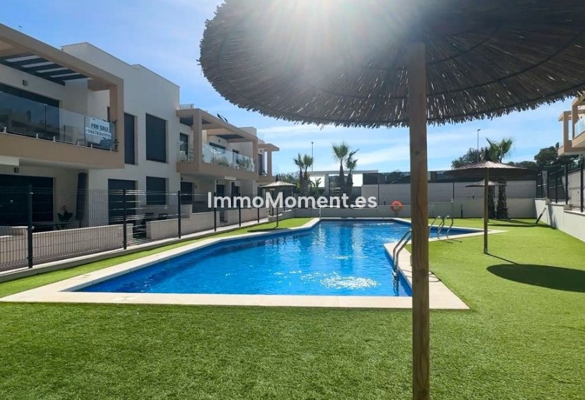 Resale - Detached villa - Orihuela Costa - Villamartín