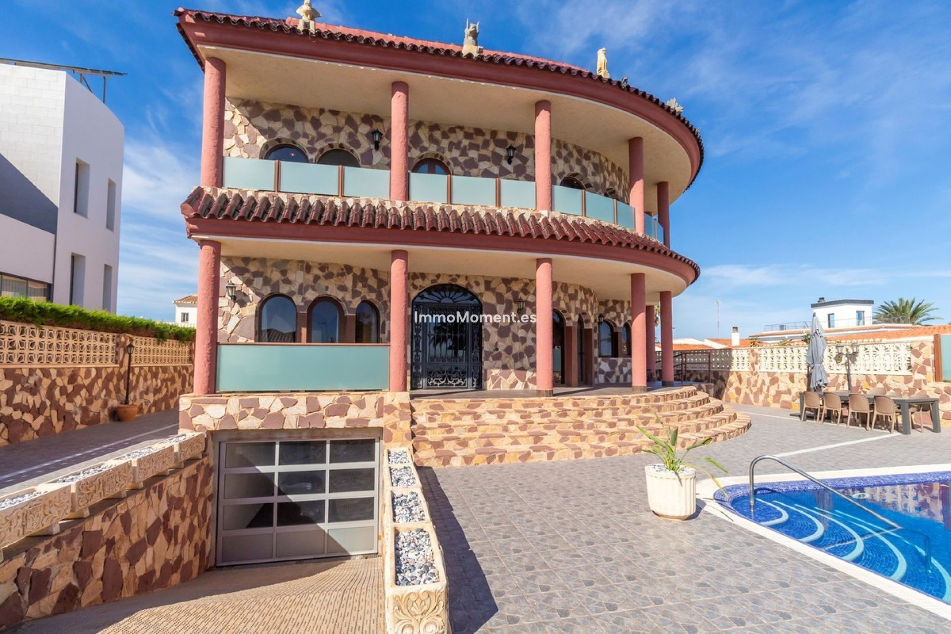 Resale - Detached villa - Orihuela Costa