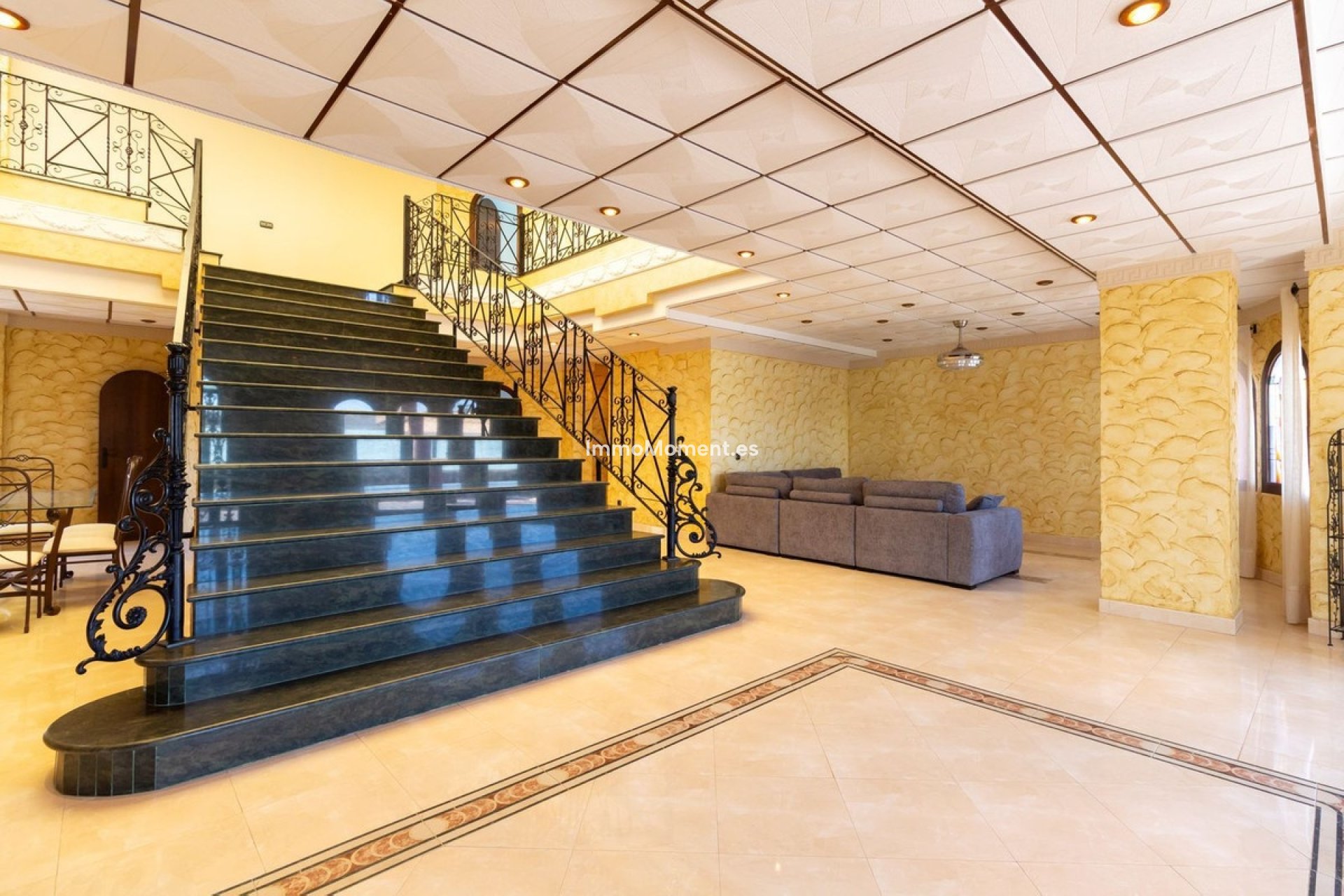 Resale - Detached villa - Orihuela Costa
