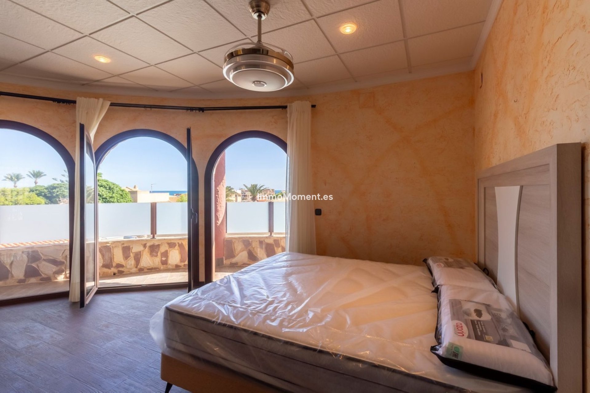 Resale - Detached villa - Orihuela Costa
