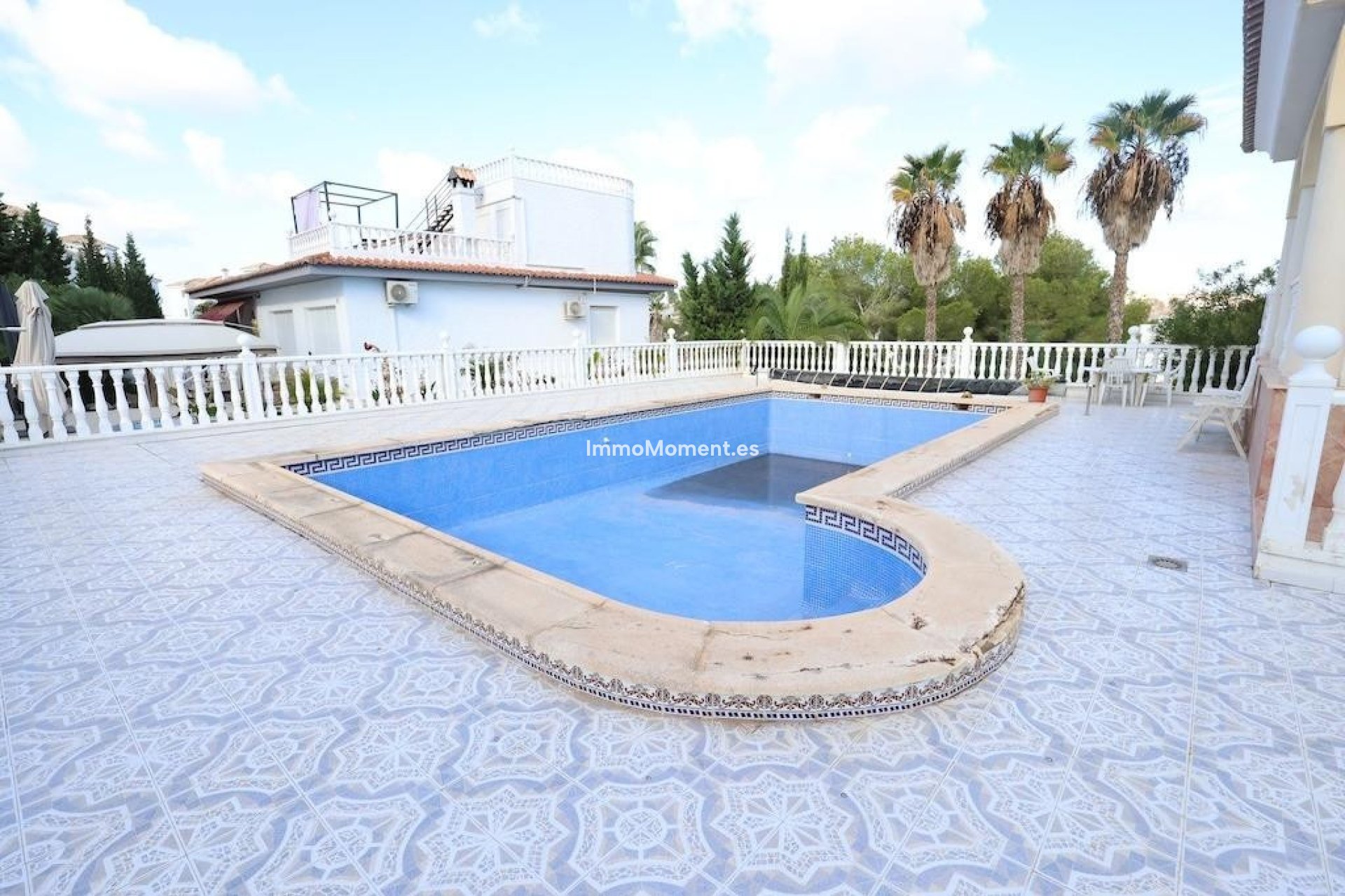 Resale - Detached villa - Orihuela Costa