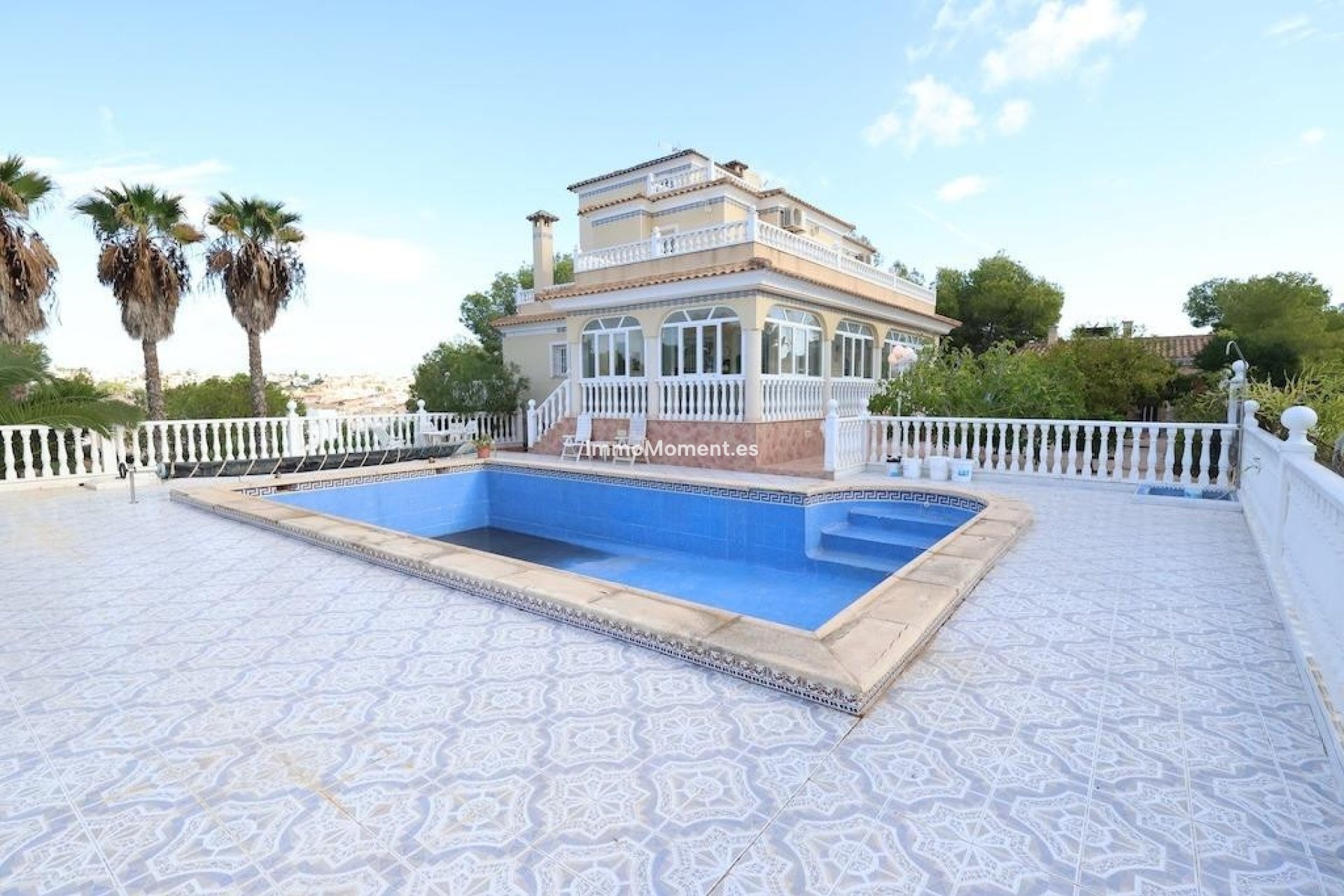 Resale - Detached villa - Orihuela Costa