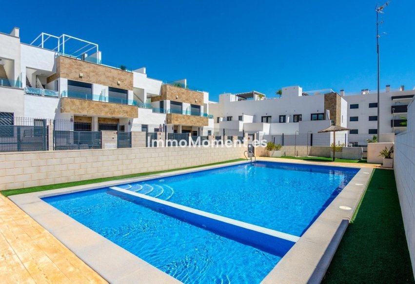 Resale - Detached villa - Orihuela Costa