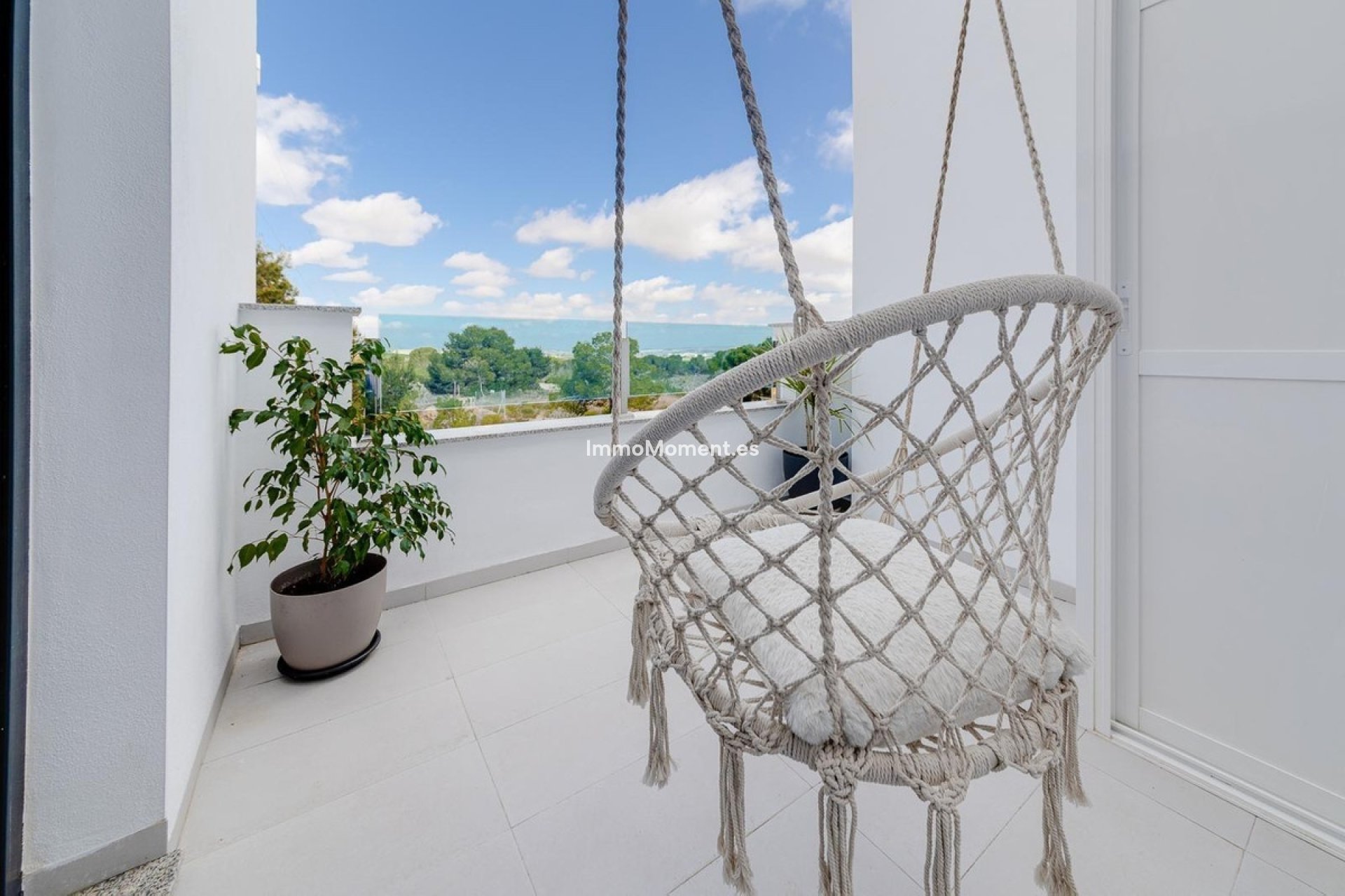 Resale - Detached villa - Orihuela Costa