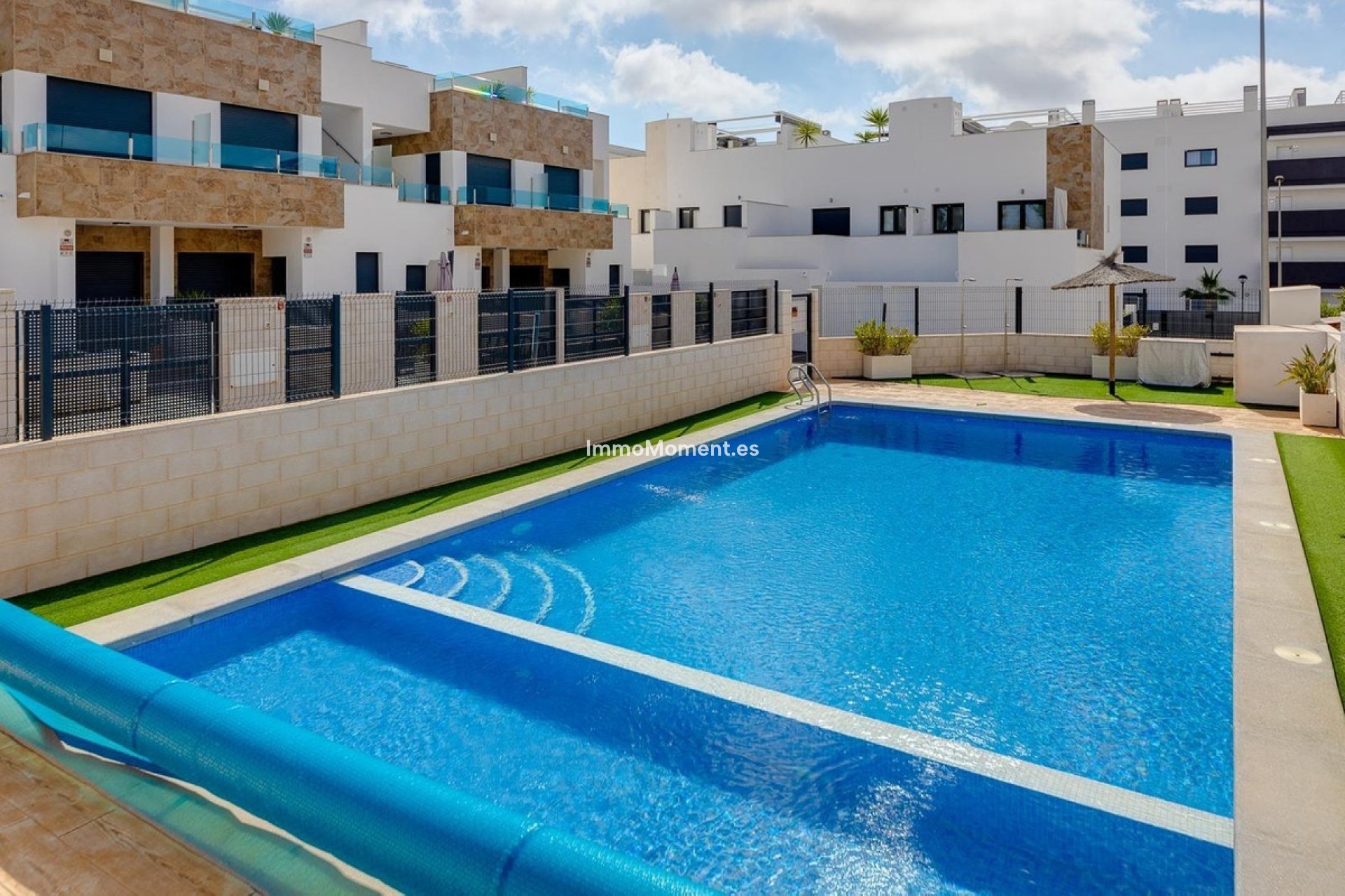 Resale - Detached villa - Orihuela Costa