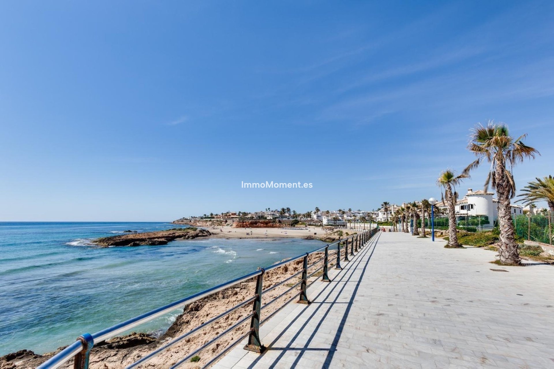 Resale - Detached villa - Orihuela Costa