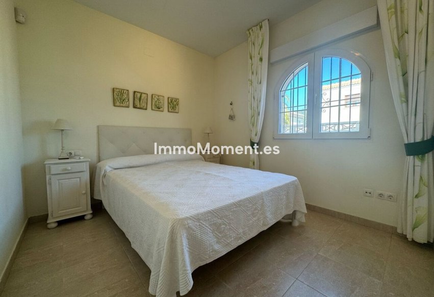 Resale - Detached villa - Orihuela - La Zenia