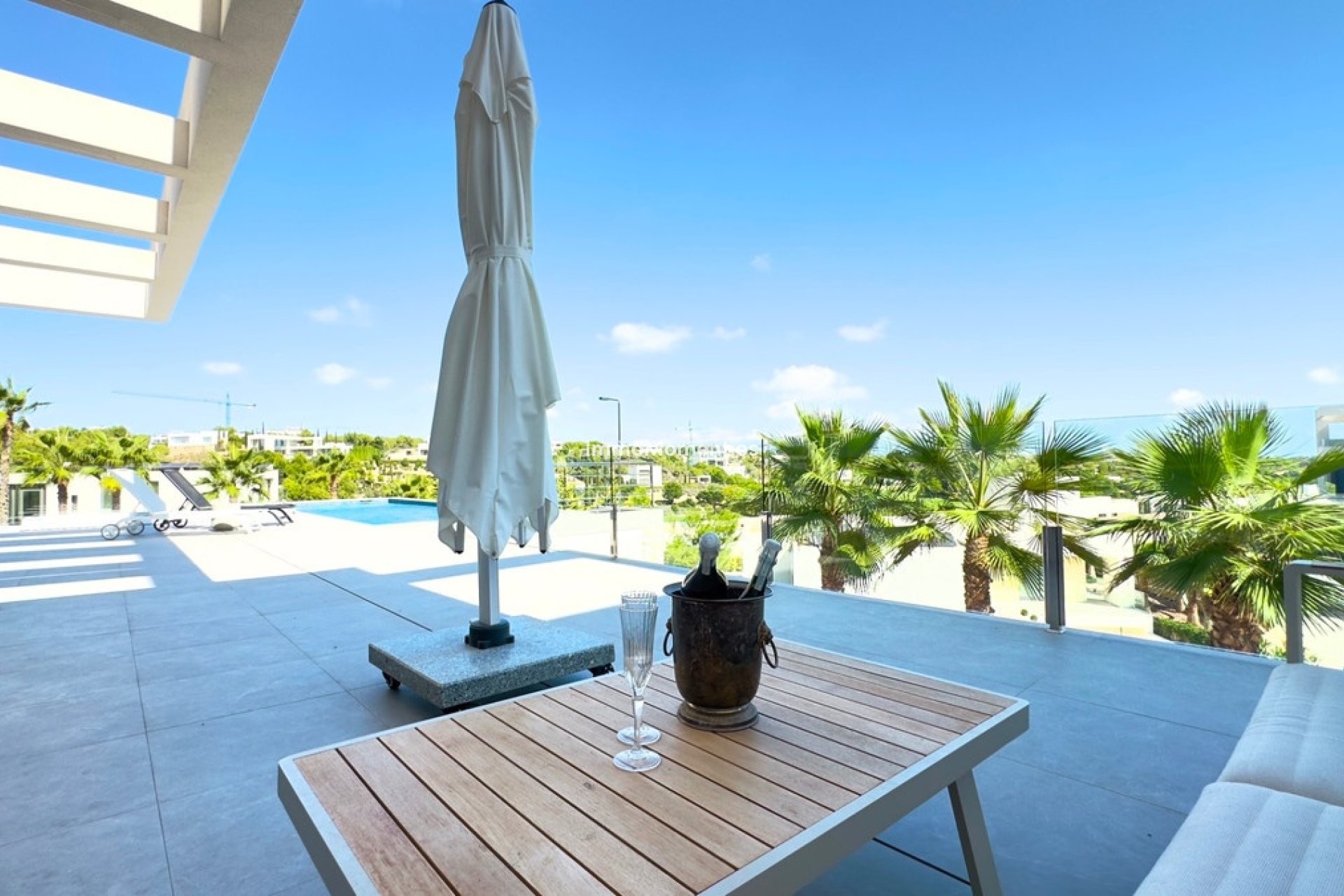 Resale - Detached villa - Orihuela - Las Colinas Golf