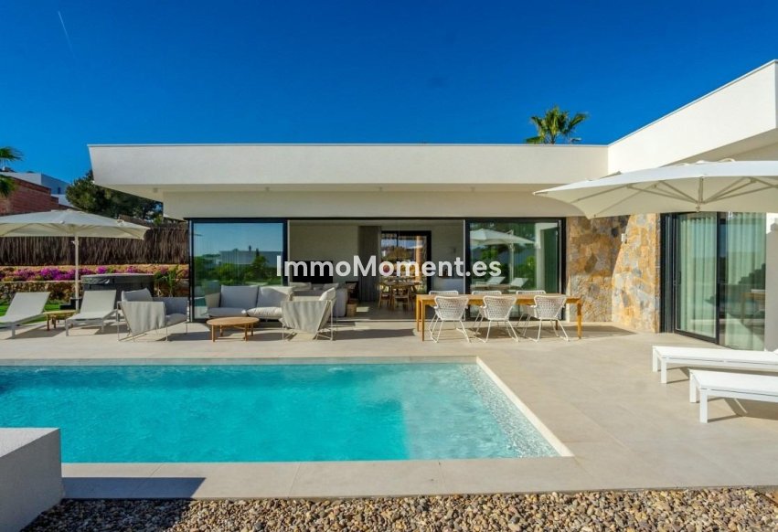 Resale - Detached villa - Orihuela - Las Colinas Golf