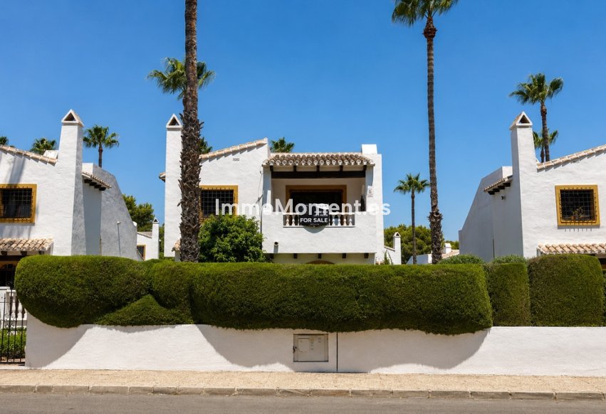 Resale - Detached villa - Orihuela - Los Dolses