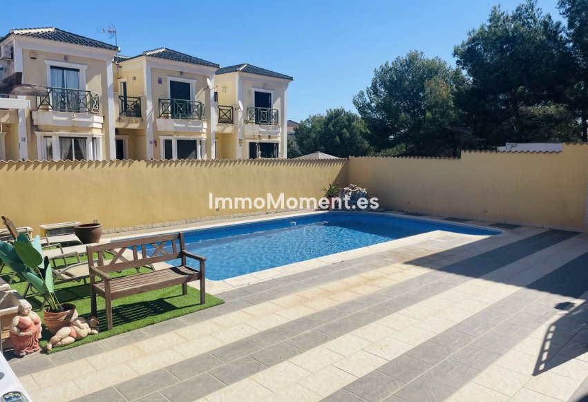 Resale - Detached villa - Orihuela - Villamartin