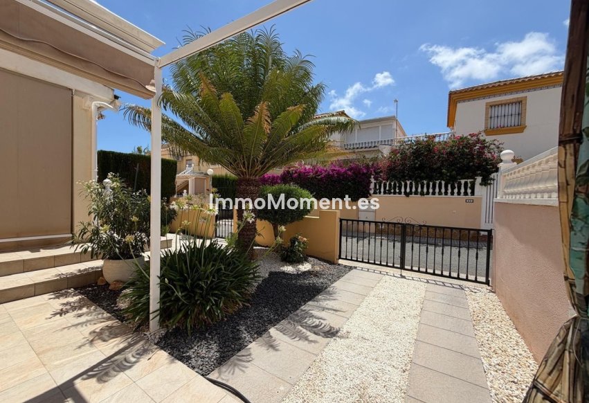 Resale - Detached villa - Orihuela - Villamartín