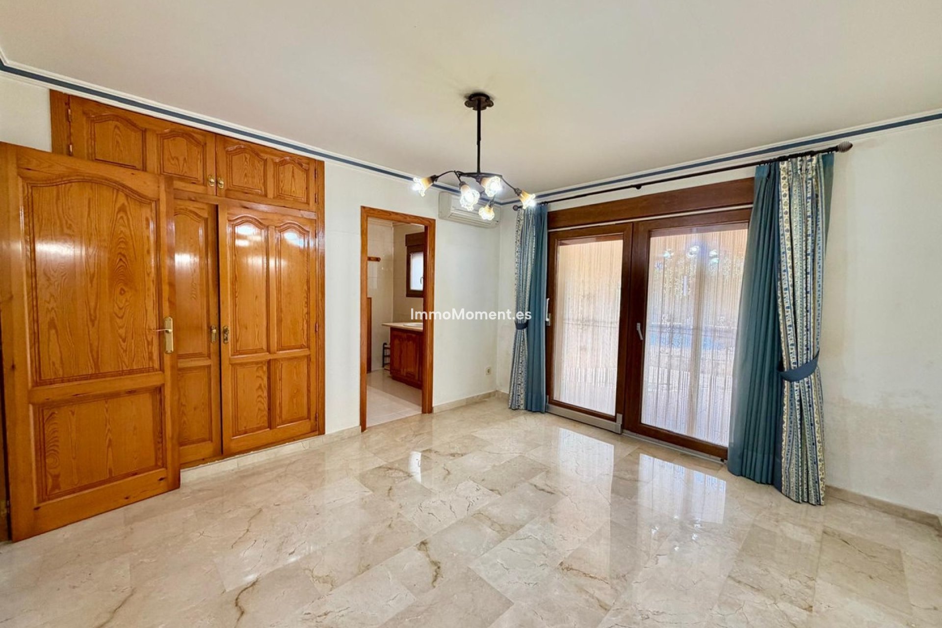 Resale - Detached villa - Pedreguer - Pedreguer Centro