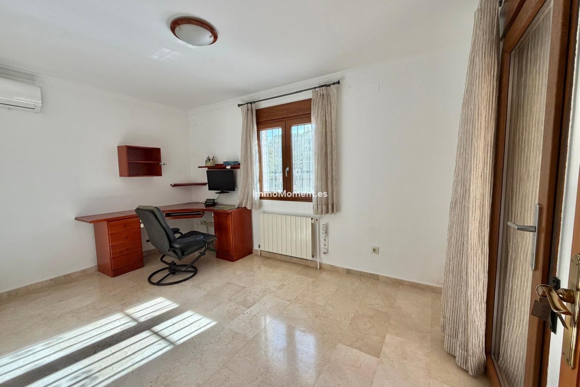 Resale - Detached villa - Pedreguer - Pedreguer Centro