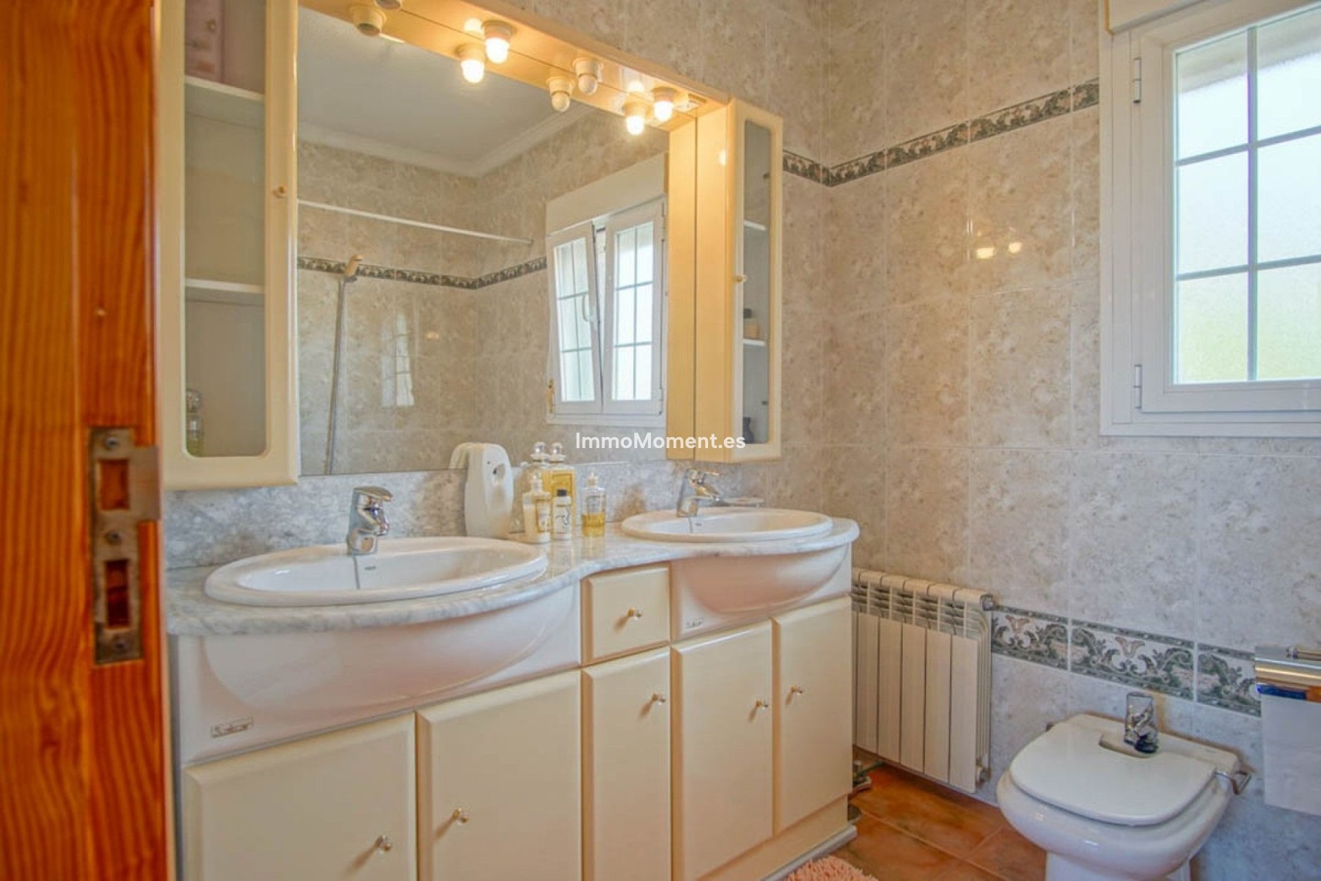 Resale - Detached villa - Pinoso - Los Pinos