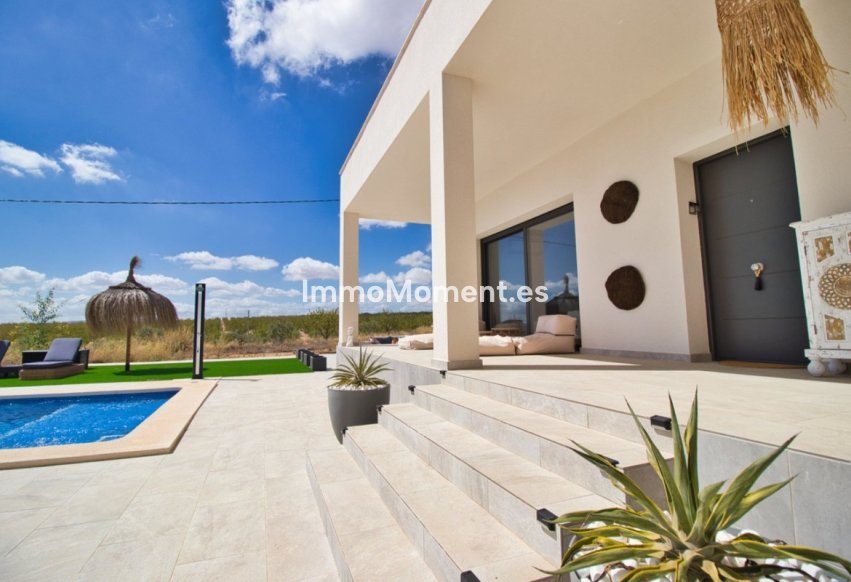 Resale - Detached villa - Pinoso - Pinoso Centro