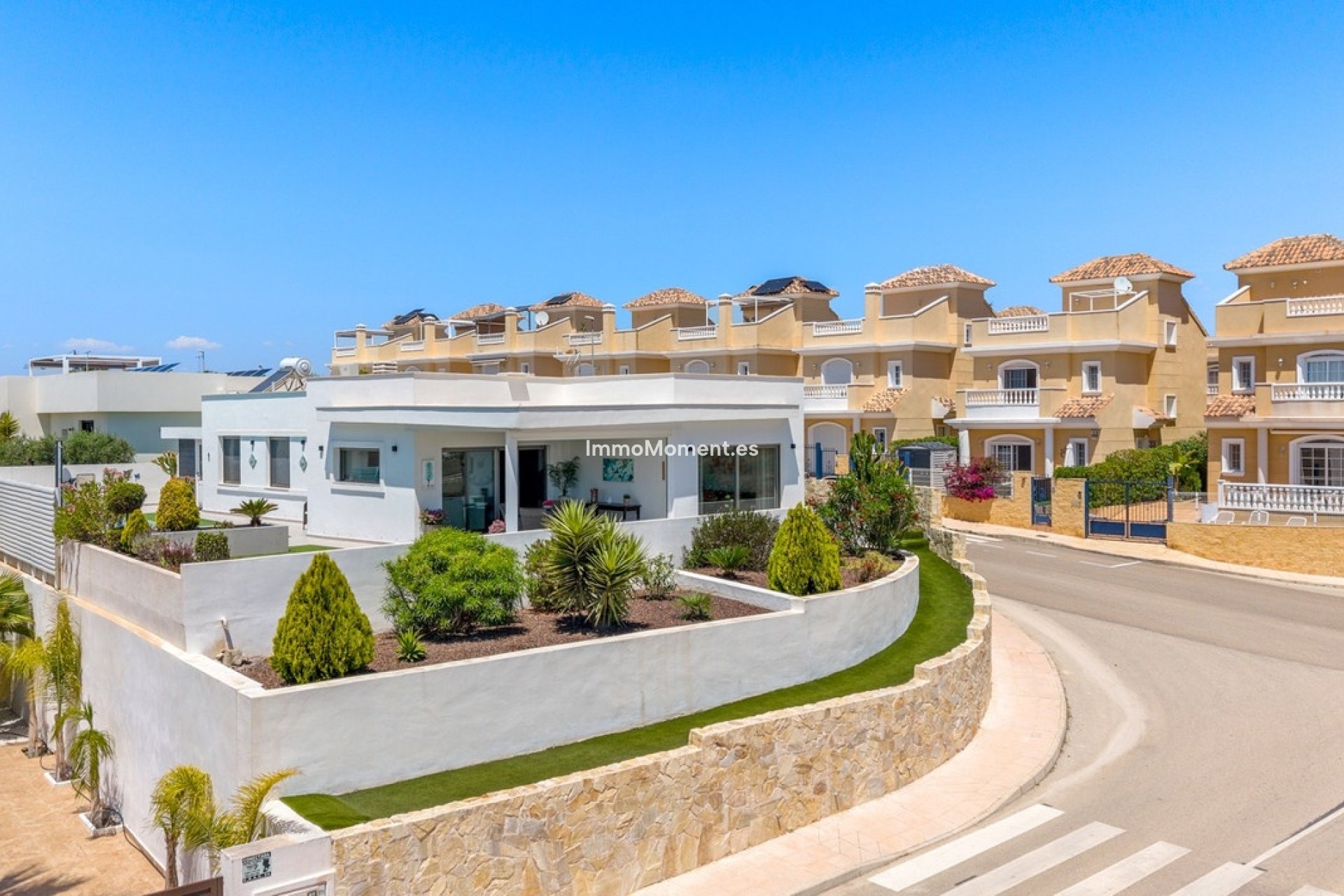 Resale - Detached villa - San Fulgencio - La Marina