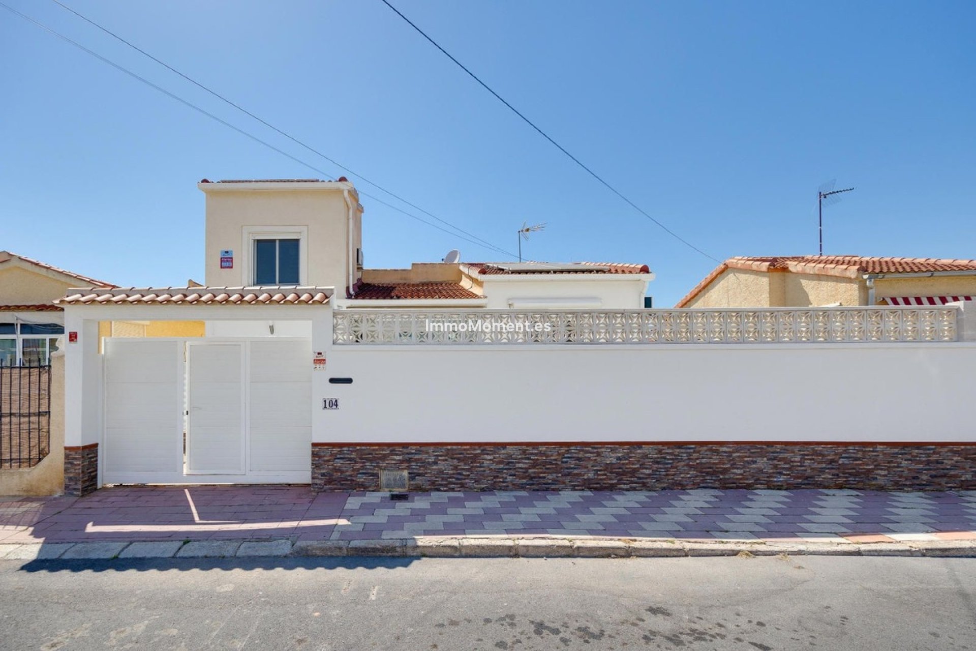 Resale - Detached villa - San Fulgencio - La Marina