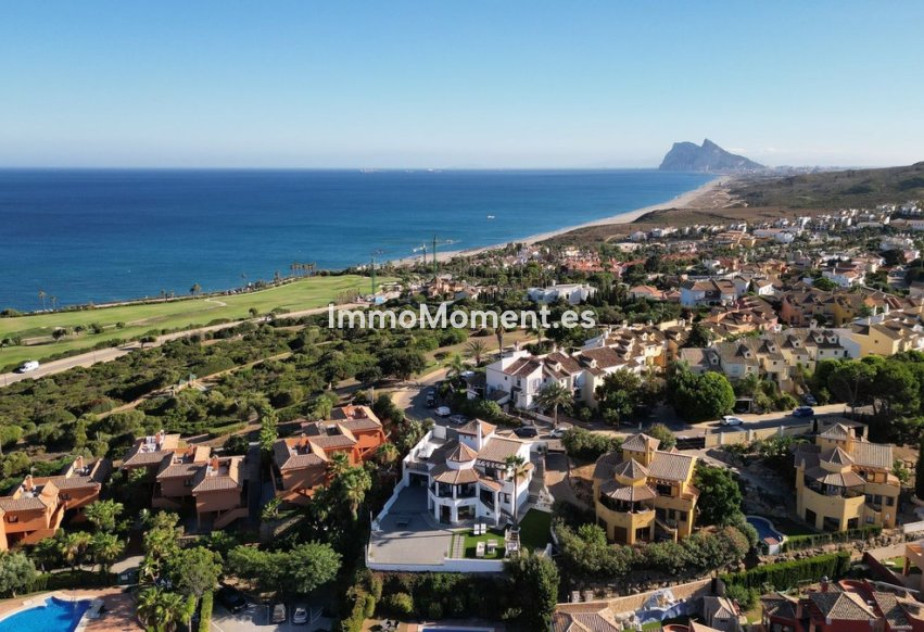 Resale - Detached villa - Sotogrande - La Alcaidesa