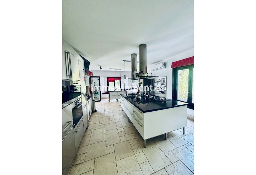 Resale - Detached villa - Sotogrande - San Roque Club