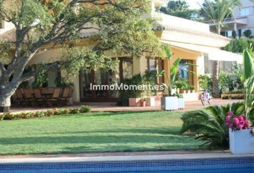 Resale - Detached villa - Sotogrande - San Roque