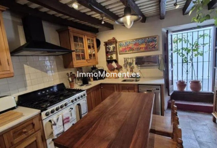 Resale - Detached villa - Sotogrande - San Roque