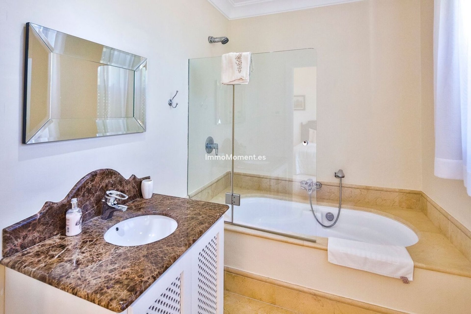 Resale - Detached villa - Sotogrande - Sotogrande Alto