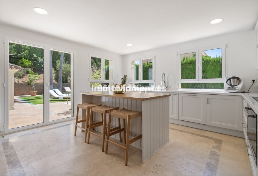 Resale - Detached villa - Sotogrande - Sotogrande Alto