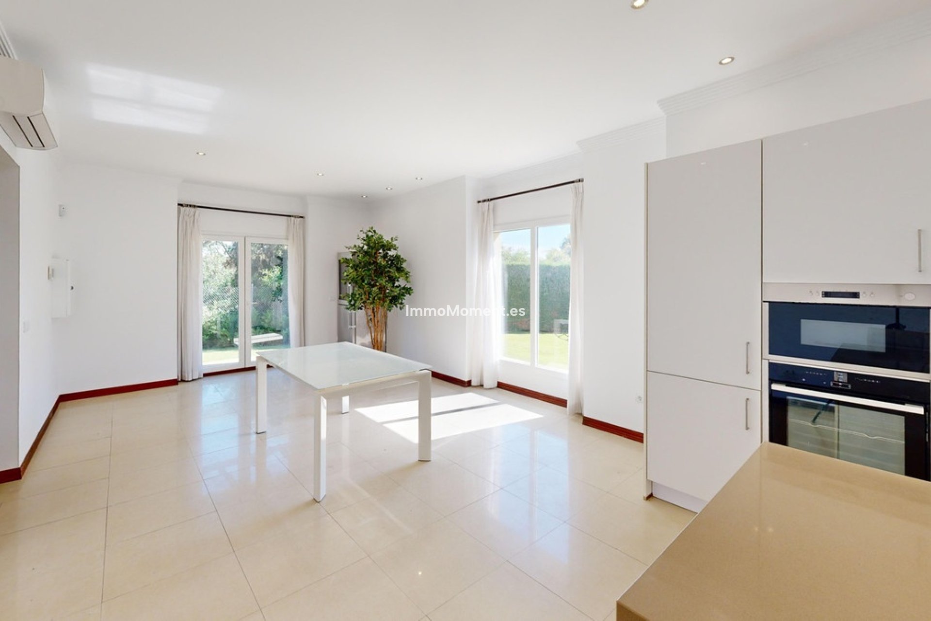 Resale - Detached villa - Sotogrande - Sotogrande Costa