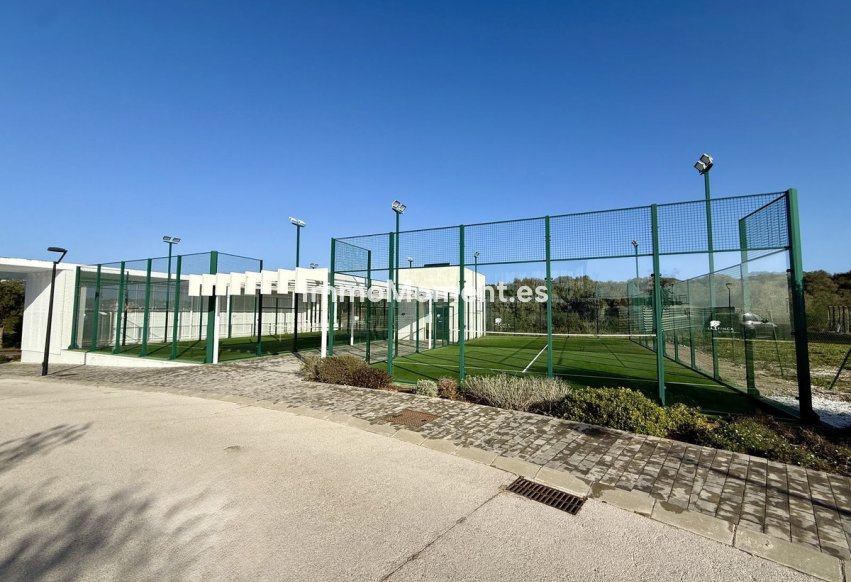 Resale - Detached villa - Sotogrande
