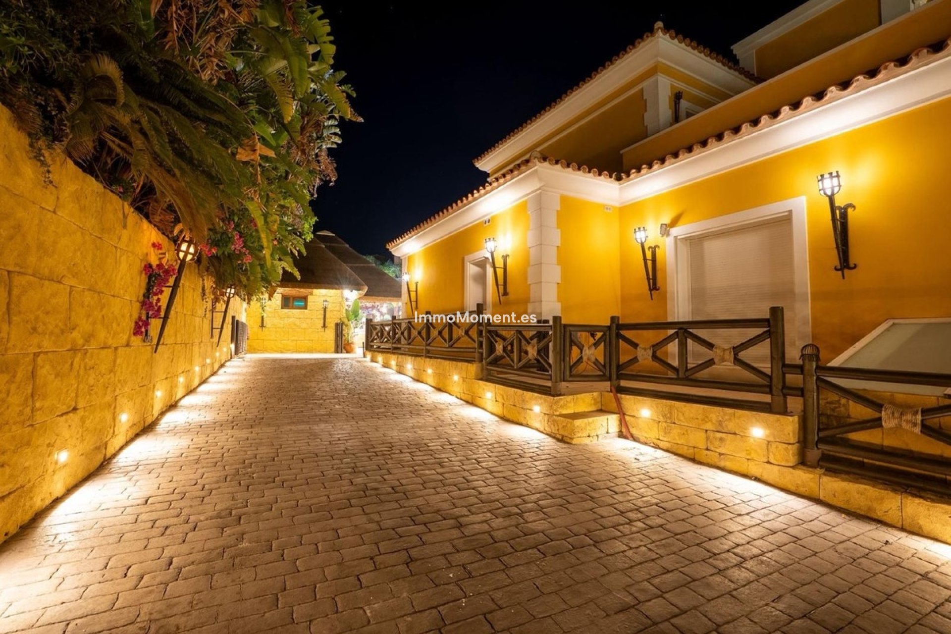 Resale - Detached villa - Sotogrande