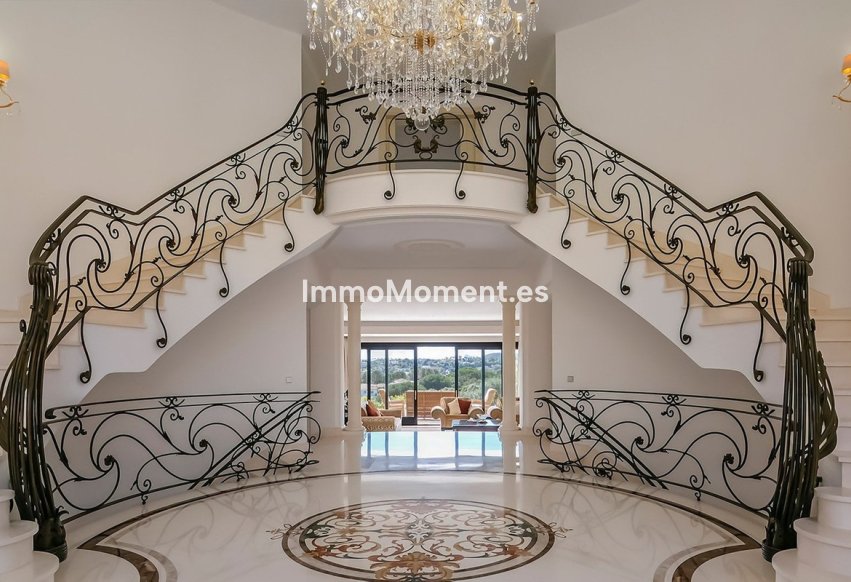 Resale - Detached villa - Sotogrande