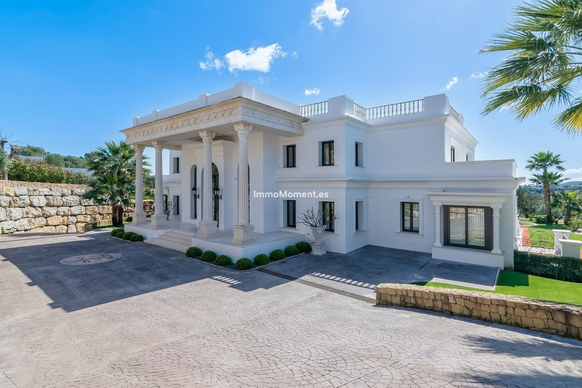 Resale - Detached villa - Sotogrande