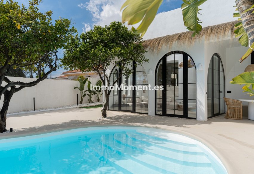 Resale - Detached villa - Torremolinos - El Pinillo