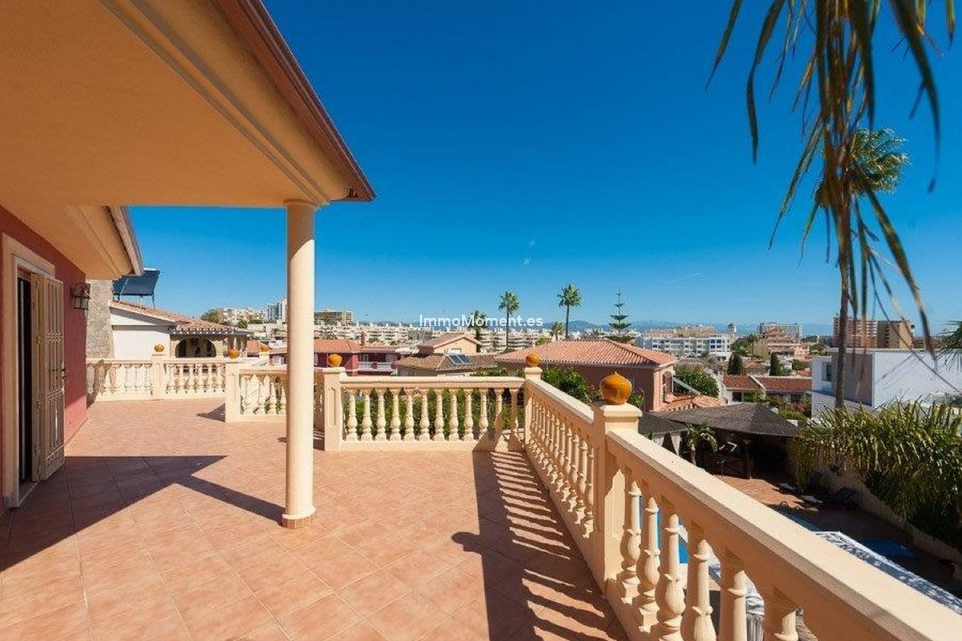 Resale - Detached villa - Torremolinos - Playamar